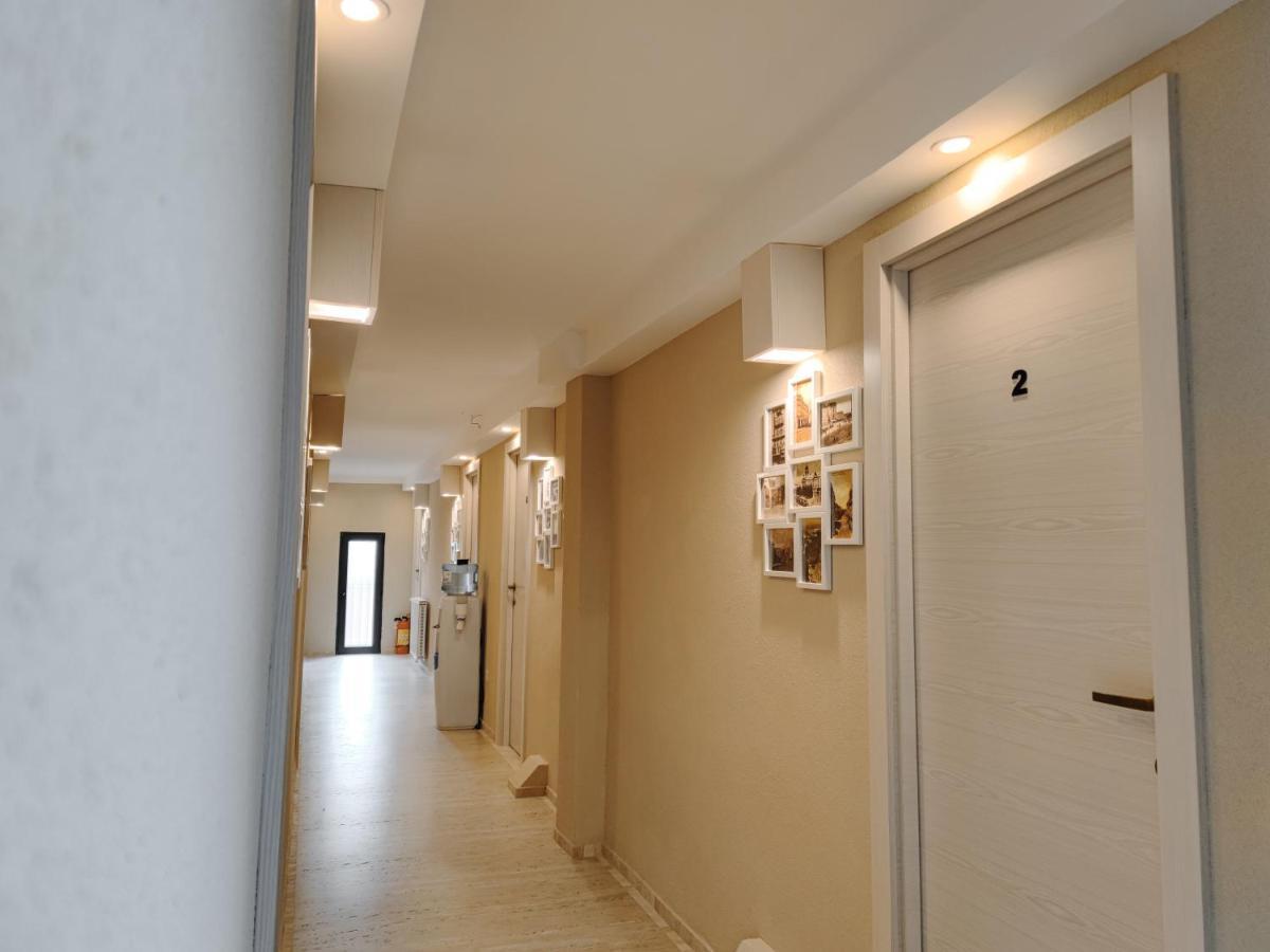 Hotel Marina Oasa Grocka Экстерьер фото
