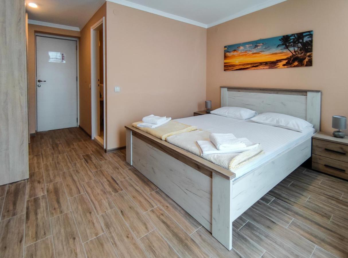 Hotel Marina Oasa Grocka Экстерьер фото
