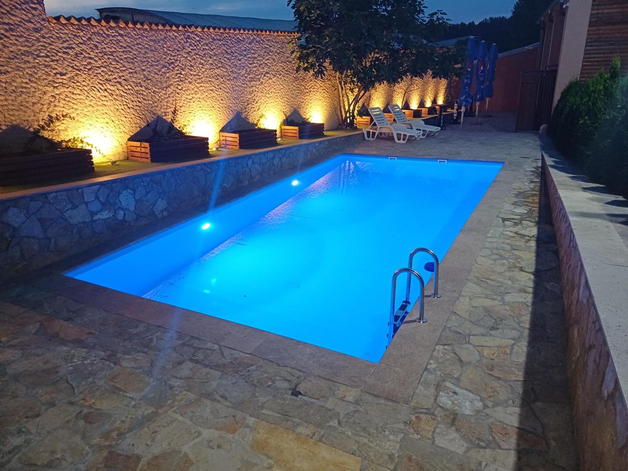 Hotel Marina Oasa Grocka Экстерьер фото