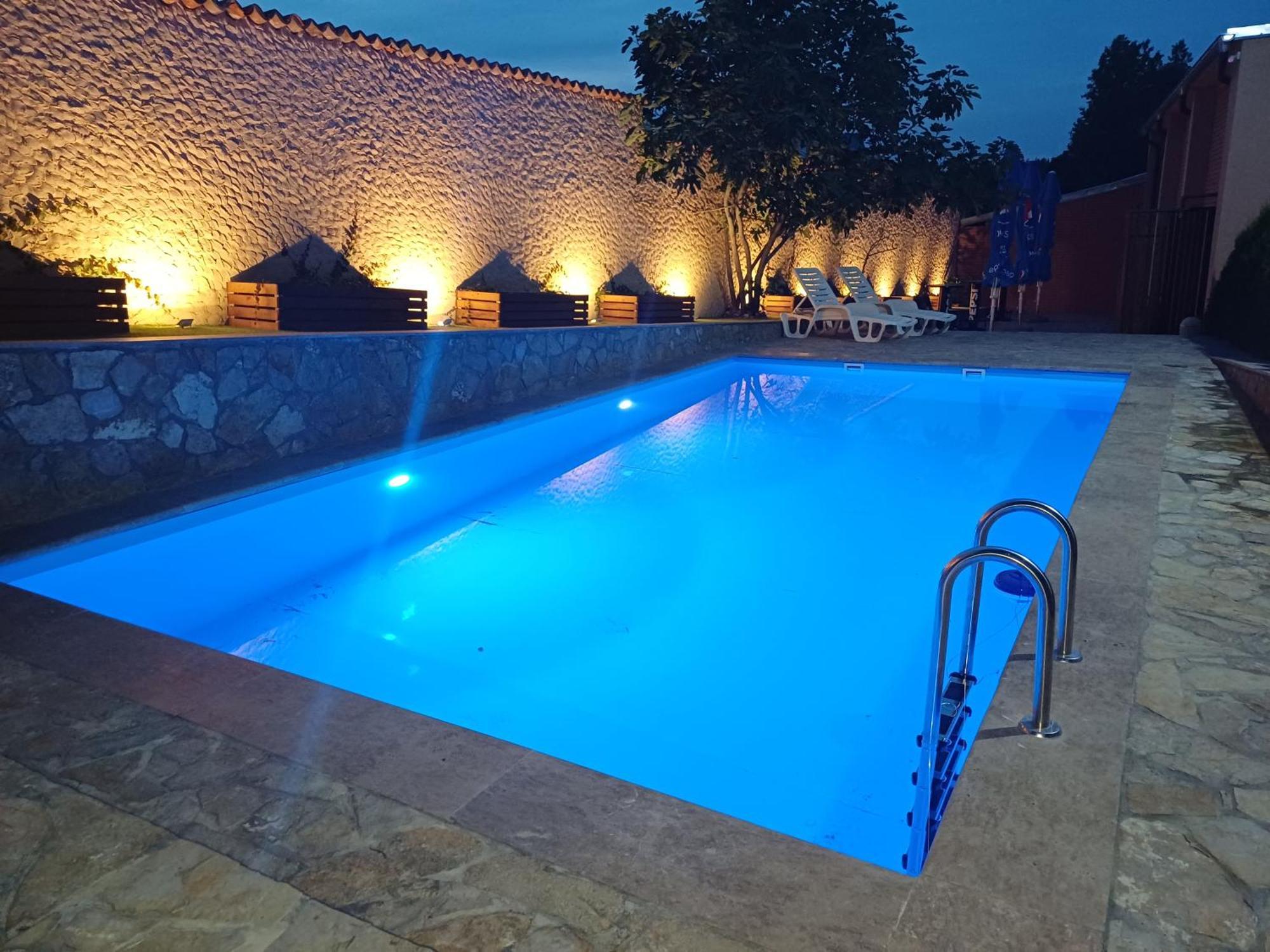 Hotel Marina Oasa Grocka Экстерьер фото